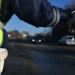 В Анапе автомобиль развернуло поперек дороги во время ухода от гаишников