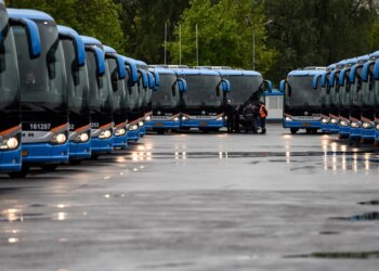 Почти 300 тыс. человек воспользовались автобусами в Крыму за лето