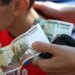 В России хотят изменить маткапитал для роста рождаемости